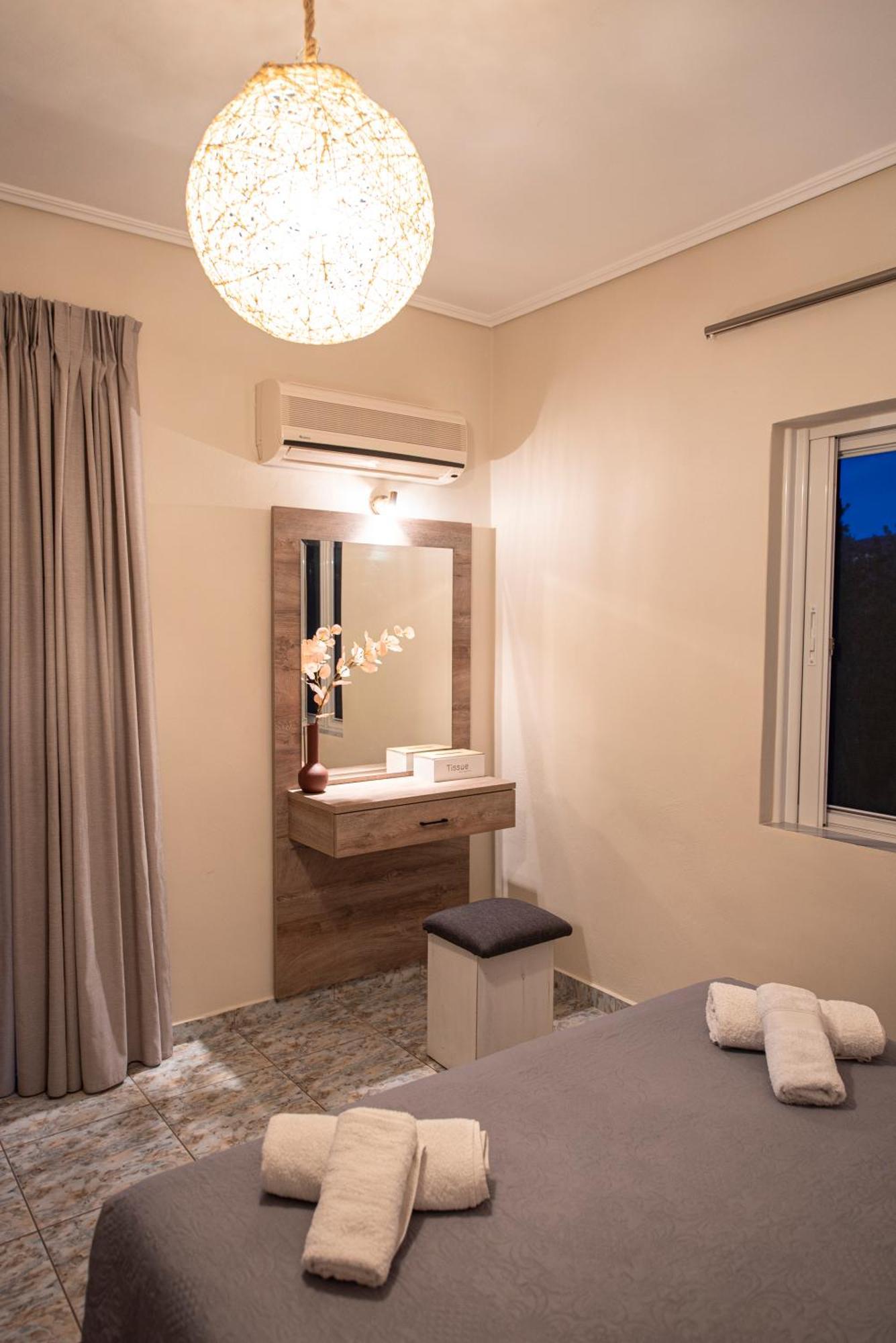 Agnantio Apartment Ayios Nikitas Phòng bức ảnh