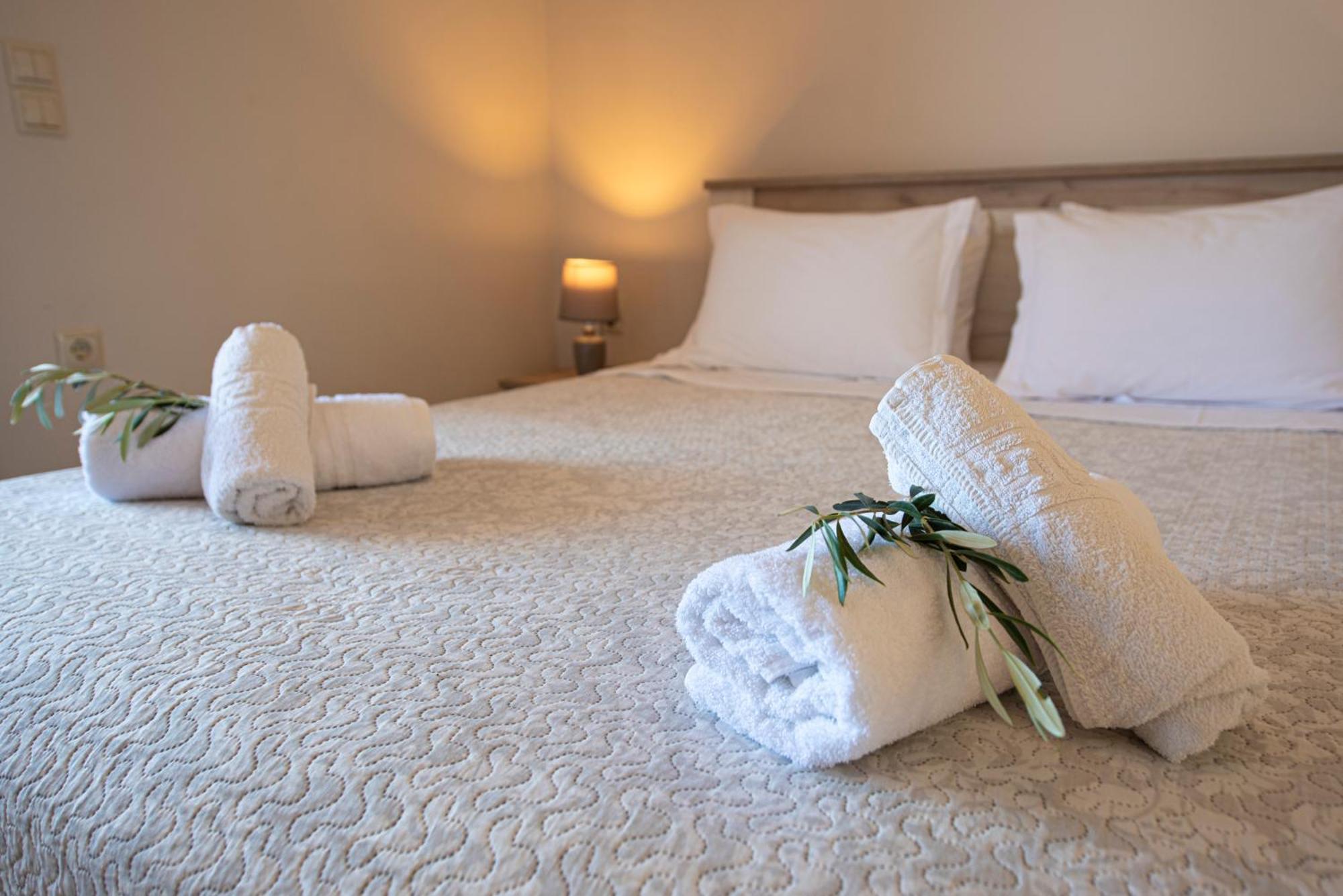 Agnantio Apartment Ayios Nikitas Ngoại thất bức ảnh